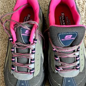 Skechers size 9.5 women’s steel toe tennis shoe